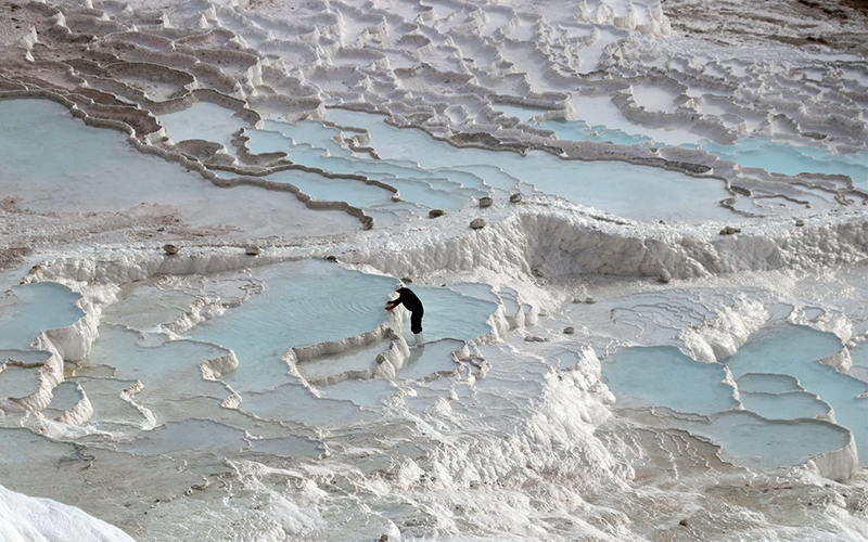 Pamukkale’ye girişe zam! Bir kişi 110 lira ödeyecek