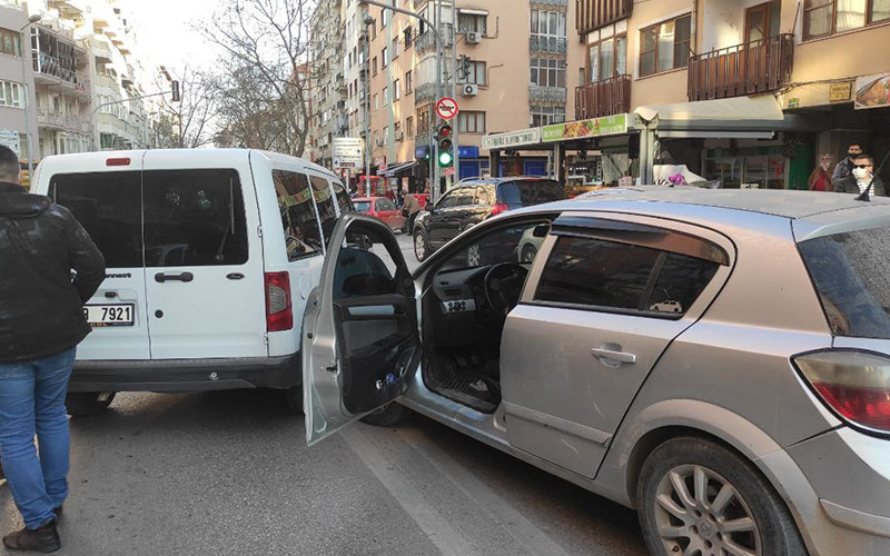Çaldığı araçla şehir turu atarken yakalandı