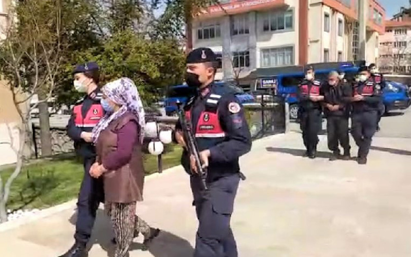 Evlilik vaadiyle dolandırıcılık yapan çeteye operasyon: 4 tutuklama