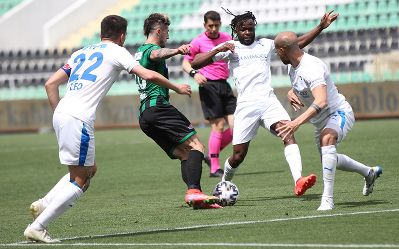 Denizlispor, evinde Erzurumspor’a 3-2 kaybetti