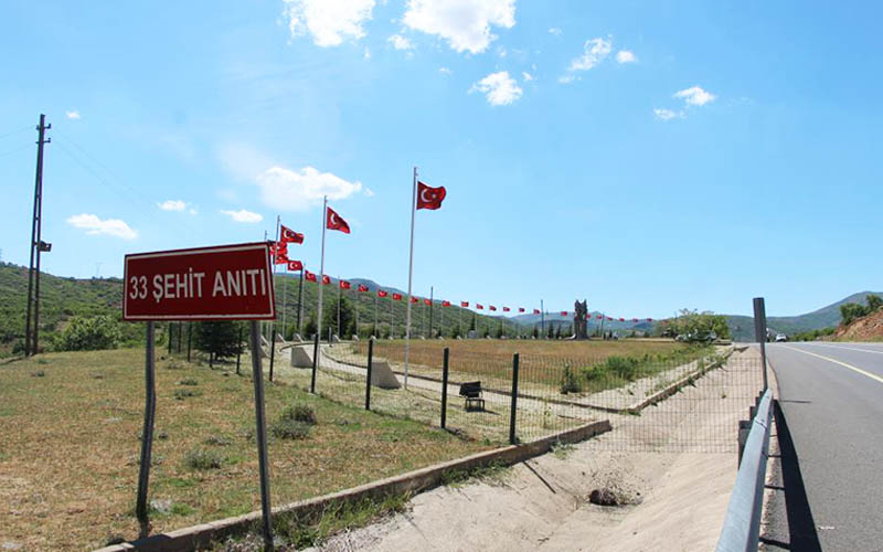 Denizli, Bingöl’deki kahpe saldırıda şehit düşen 7 Mehmetçiği unutmadı