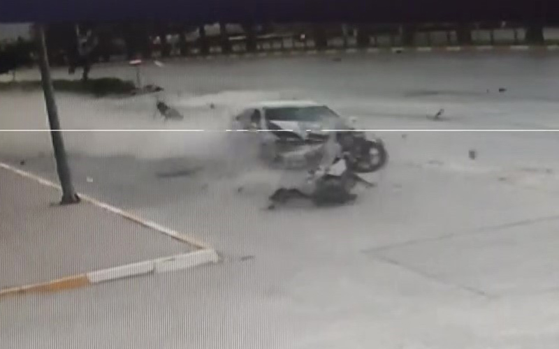 Otomobil ile motosiklet çarpıştı: 1 ölü, 1 yaralı