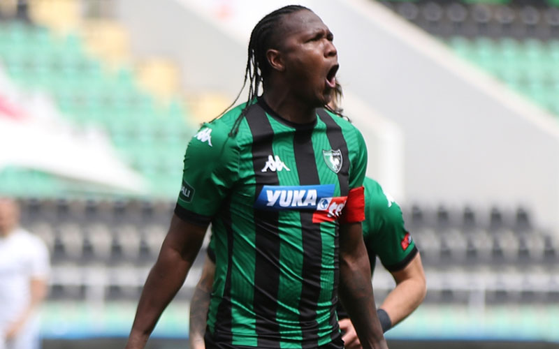 Yeşil-siyahlı formayı en çok terleten isim Rodallega oldu