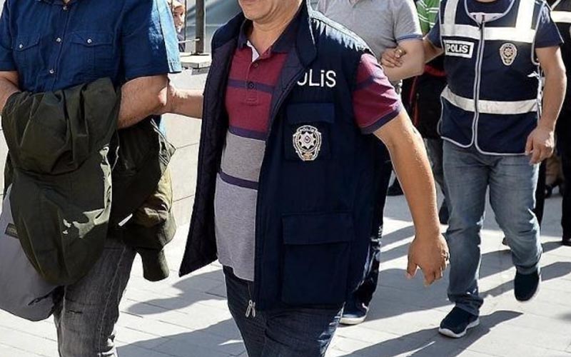 Denizli ve 2 ildeki FETÖ operasyonunda 17 kişi gözaltına alındı