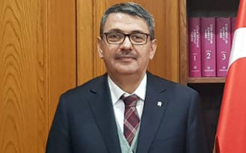 PAÜ Rektörü çark etti, “covid tedavisi tıbbi yapılır” dedi