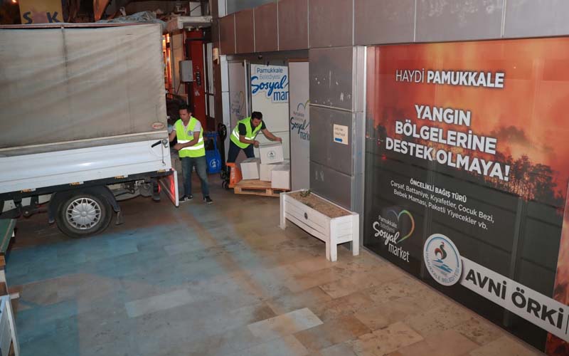 Pamukkale Belediyesi, yangın bölgelerine yardım malzemesi gönderdi