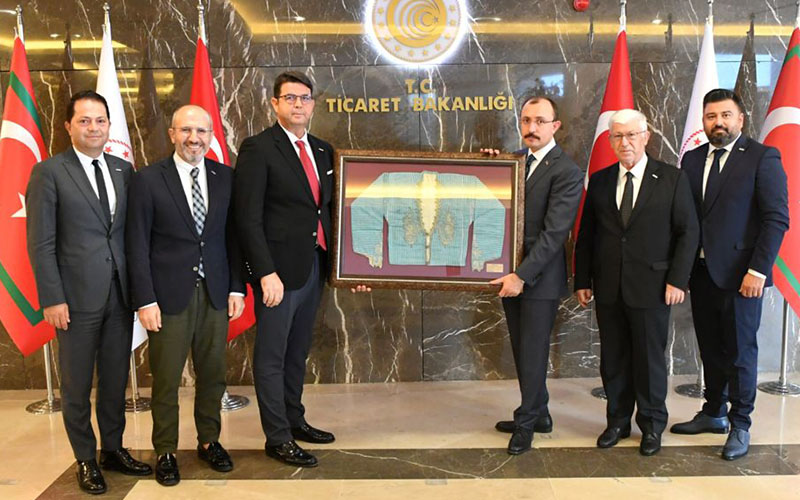 DENİB Yönetim Kurulu Ticaret Bakanı Muş’u ziyaret etti
