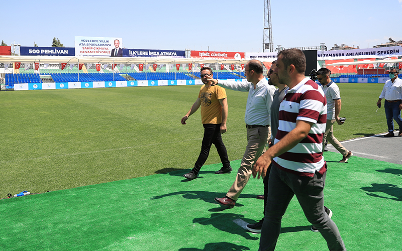 Atatürk Stadı’nda yapılacak güreşler için hazırlıklar tamamlandı