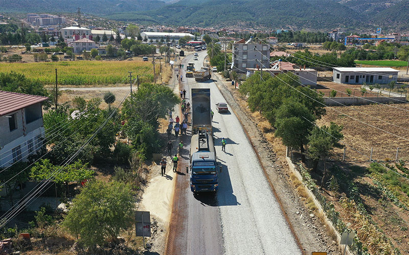 Denizli’de Serinhisar-Yatağan yolu yenilendi