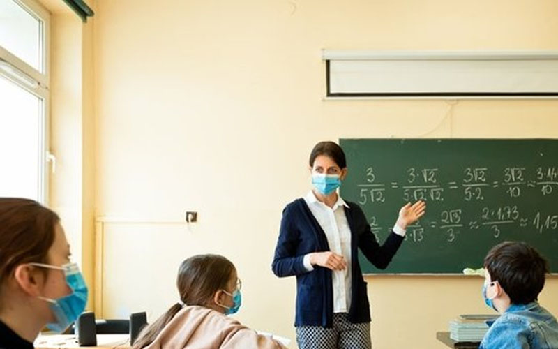 Sözleşmeli öğretmen eşlerin yer değiştirme başvurularında süre uzatıldı