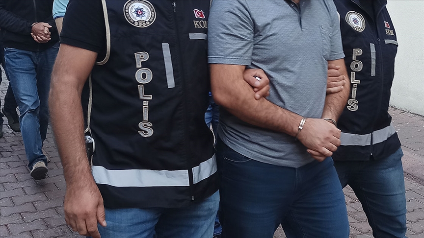 FETÖ/PDY operasyonunda 5 kişi gözaltına alındı
