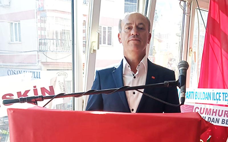 CHP Buldan İlçe Başkanlığına Şenol Cerit seçildi