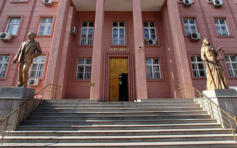 Şeften sözlü izin aldı, devamsızlıktan atıldı