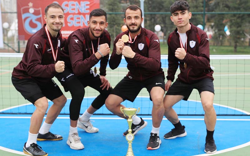 Pamukkale Belediyesi, ayak tenisinde şampiyon oldu