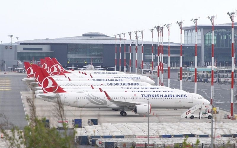 THY, İstanbul varışlı iç hat seferlerinde uçağa biniş işlemlerini durdurdu