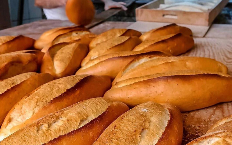 Zam yürürlüğe girdi, ekmek 2,5 lira