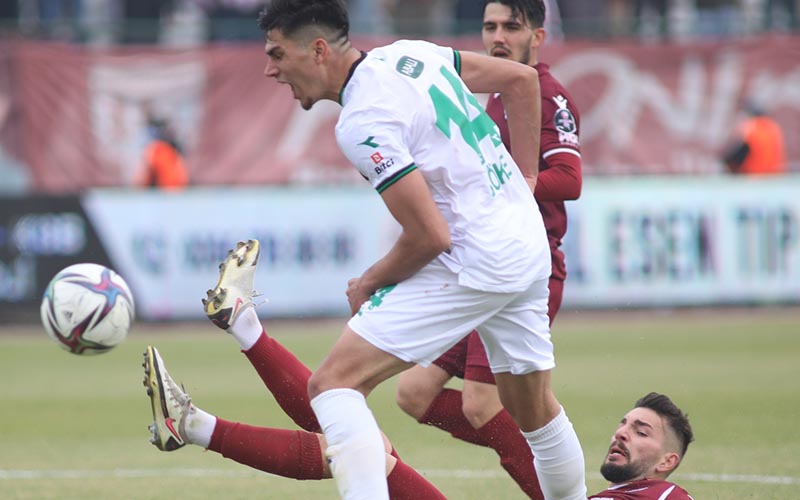 Denizlispor, Bandırma’daki gol düellosundan 3 puan çıkardı: 3-4