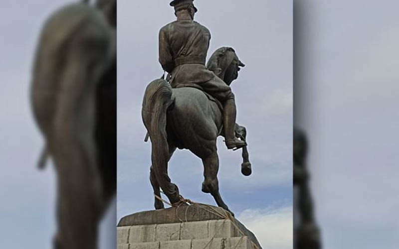 Barolar, Atatürk Anıtı’na yapılan hain saldırıyı kınadı