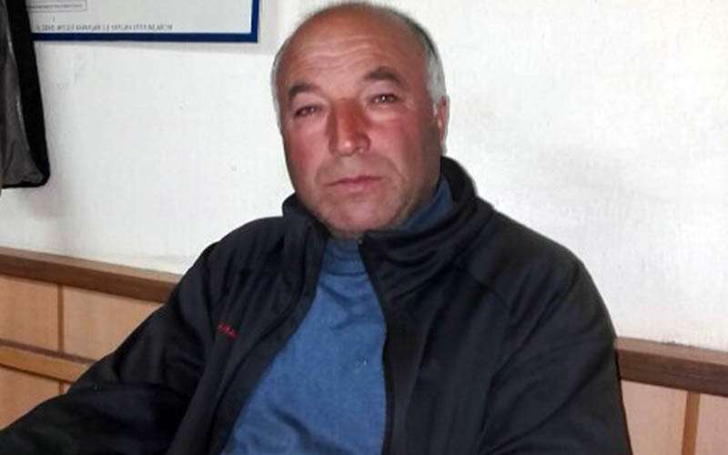 Muhtar, tedavi gördüğü hastanede yaşamını yitirdi