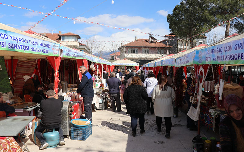 Beyağaç Kültür ve Tarhana Festivali başladı