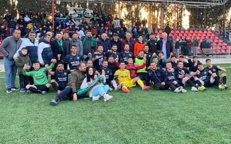 Şevik, Buldan Belediyespor’un şampiyonluk sevincine ortak oldu