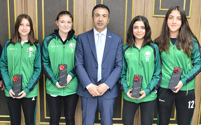 Futbolda Denizli’yi Türkiye Şampiyonası’nda temsil edecekler