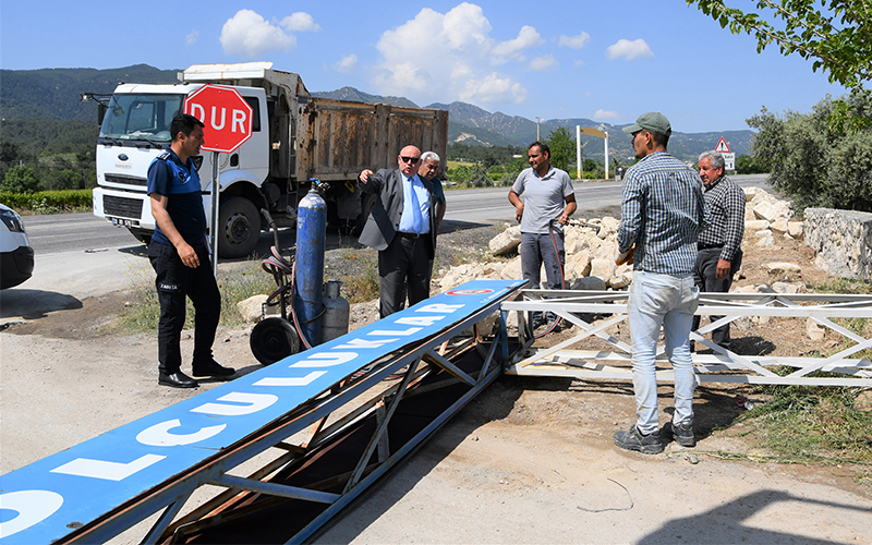 Şevik, mahalle ziyaretlerine devam ediyor