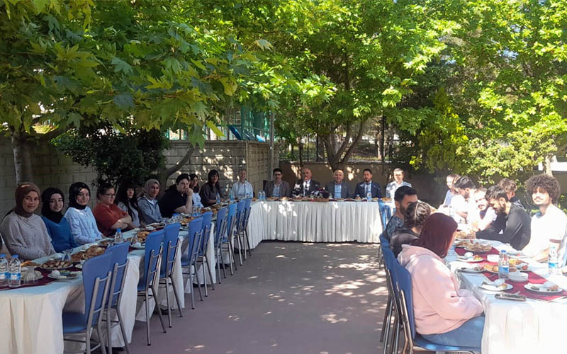 Buldan Belediye Başkanı Mustafa Şevik, öğrencilerle buluştu