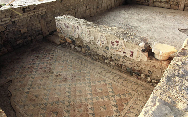 Buldan konaklarının tarihi Tripolis Antik Kenti’nden çıktı