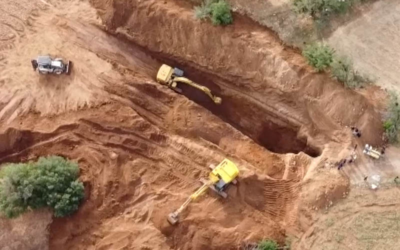 Kaybolan 2 genç için su kuyusunda başlatılan arama çalışması sürüyor