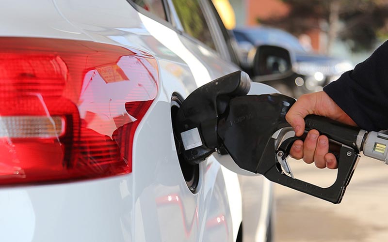 Benzine indirim geldi