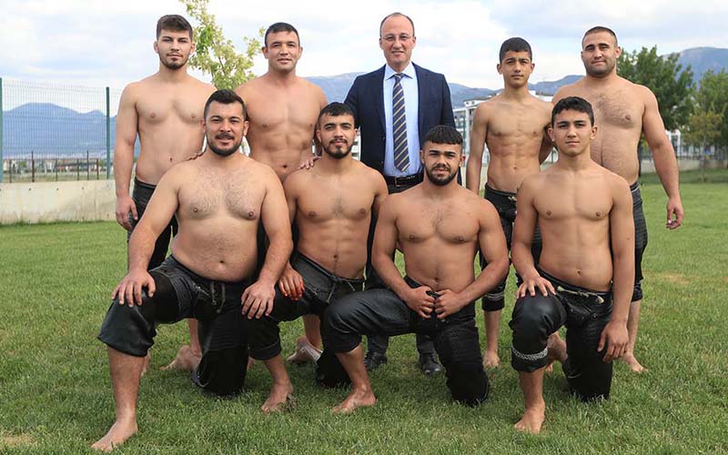 Pamukkale Belediyesporlu pehlivanlar, Kırkpınar Güreşleri’nde er meydanına çıkacak