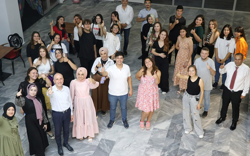 Sarayköy Belediyesinin kursuyla YKS’yi kazandılar