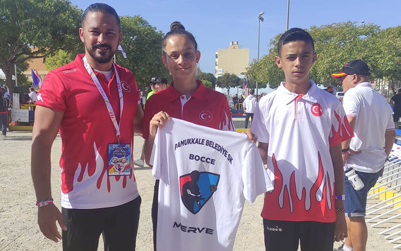Pamukkale Belediyesporlu sporcular Avrupa’da yarıştı