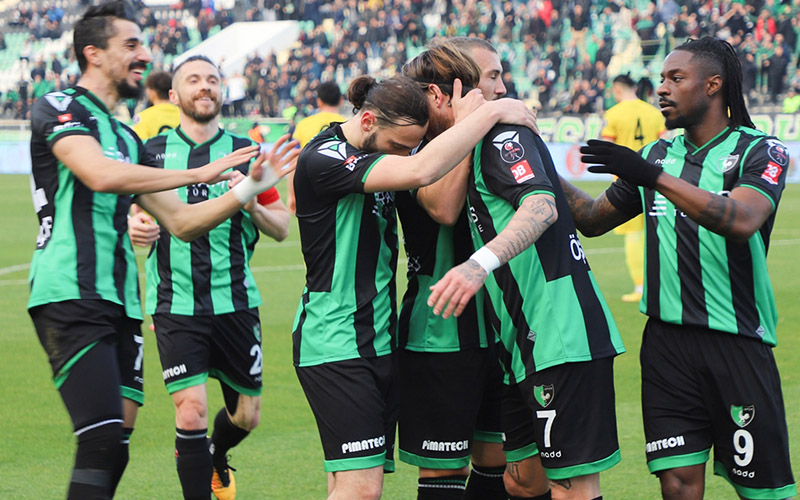 Denizlispor, Yeni Malatyaspor’u farklı yendi: 3-0