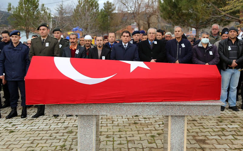 Kıbrıs Gazisi Kurban askeri törenle toprağa verildi