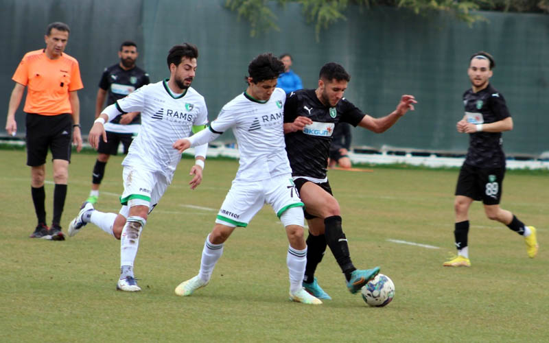 Denizlispor, hazırlık maçında Efeler 09 FK’yi 5-3 mağlup etti