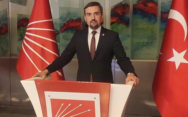 Listeyi geç teslim eden CHP Pamukkale İlçe Başkanı Arda Arpacı istifa etti