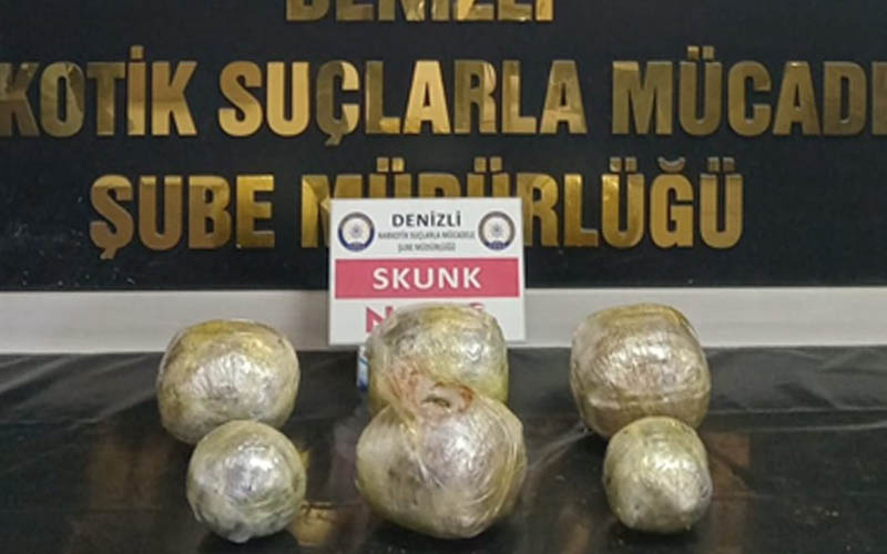 Kilolarca skunk ele geçirildi, 15 uyuşturucu taciri tutuklandı