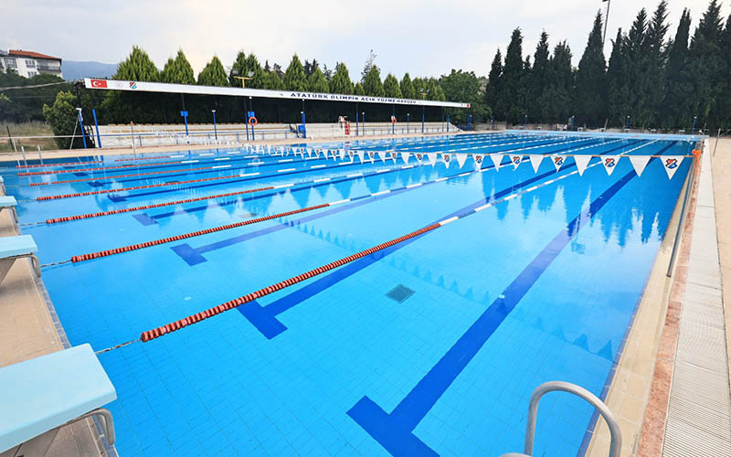 Atatürk Yüzme Havuzu yaz sezonuna hazırlanıyor