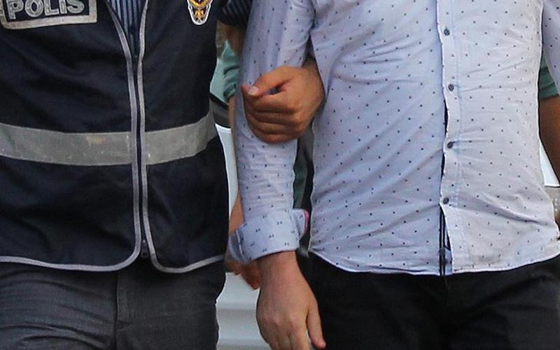 Dolandırıcılıktan 23 yıl hapis cezası olan hükümlü yakalandı