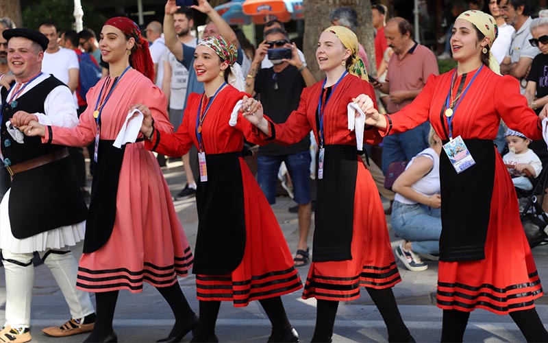 17. Uluslararası Halk Dansları Festivali başladı