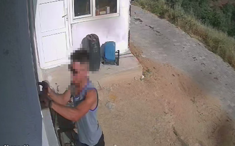 Hırsızlık için girdiği evde güneş gözlüğünü unuttu, JASAT ekiplerince yakalandı