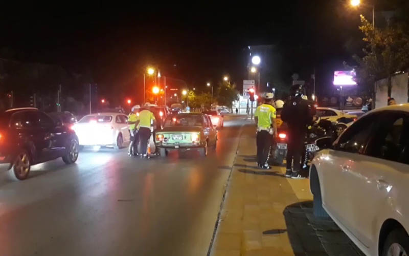 Alkollü araç kullanan 8 sürücünün ehliyetine el konuldu
