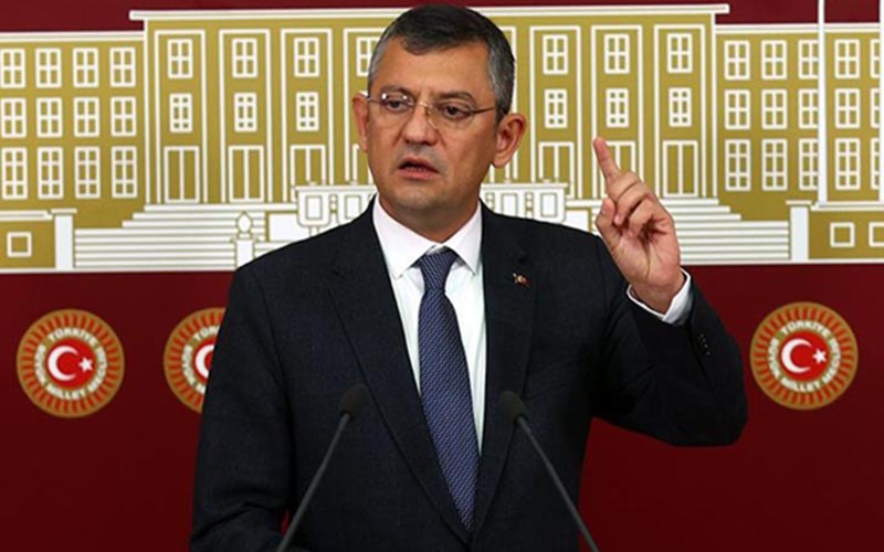 Özgür Özel, CHP Genel Başkanlığına adaylığını açıklıyor