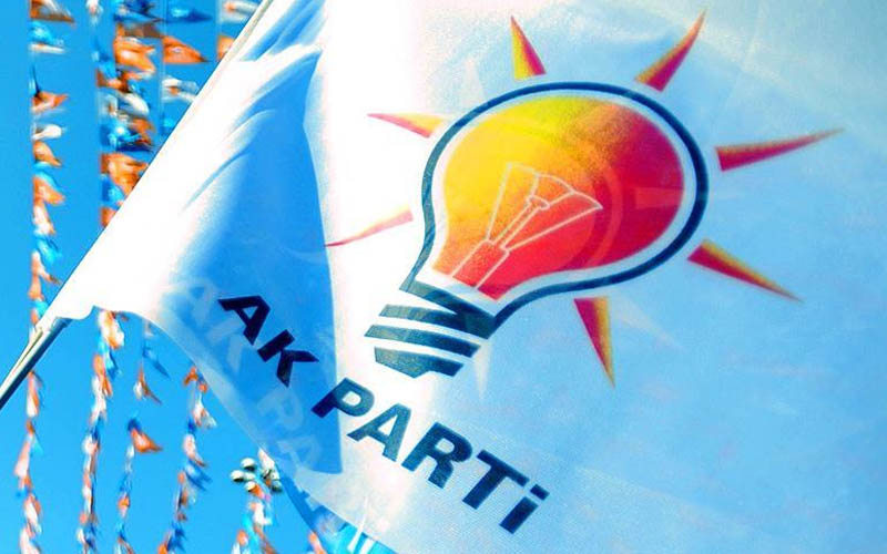 AK Parti 12 ilçede belediye başkan adaylığı başvurusu yapıldı