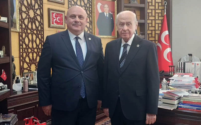 Buldan Belediye Başkanı Mustafa Şevik, adaylık başvurusunu yaptı
