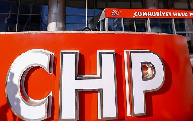 CHP’de Kazdağlı’nın Özel ile görüştüğü, adaylar için 3. anketin yapıldığı bildiriliyor