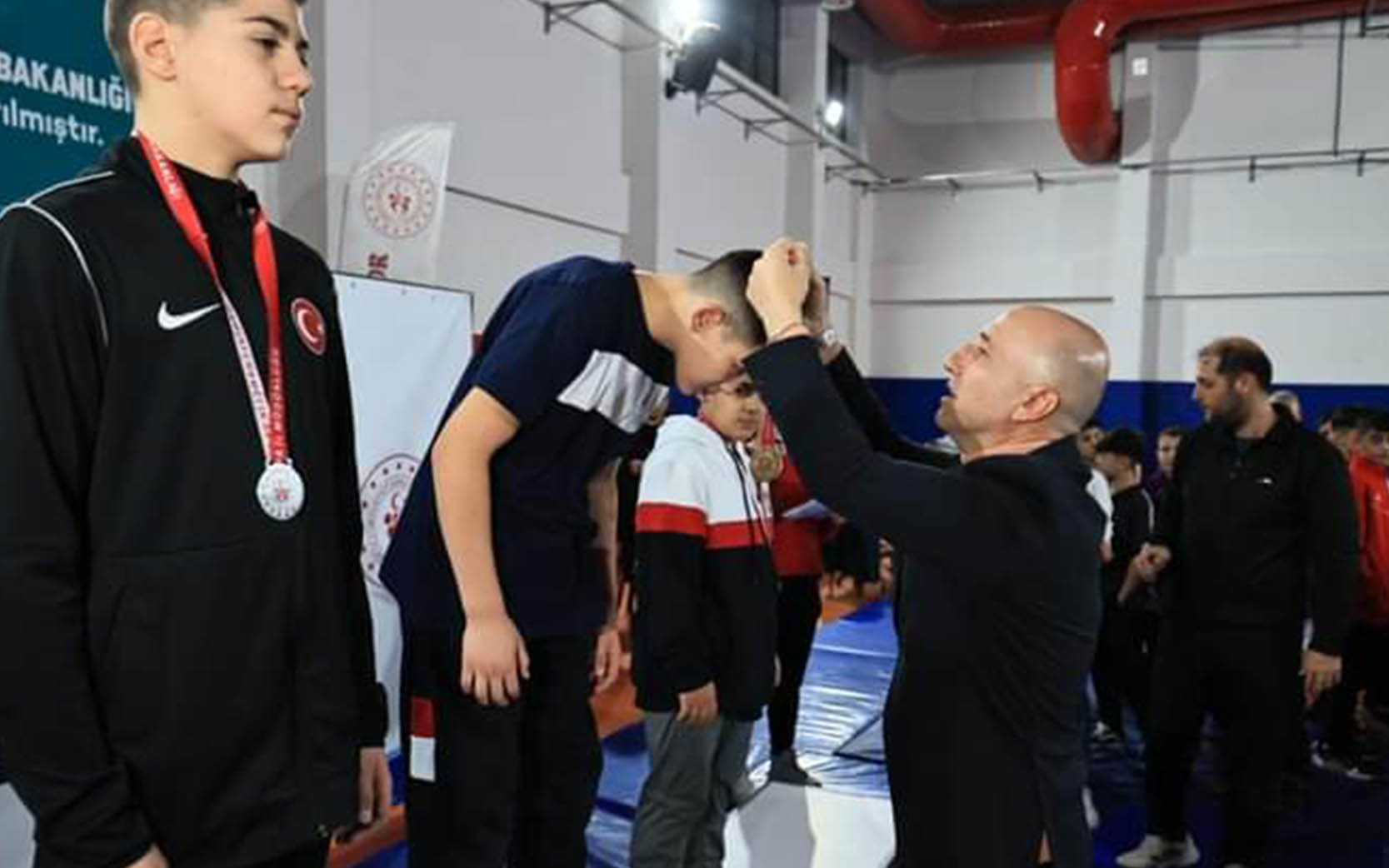 Grekoromen Güreş Turnuvası Sarayköy’de yapıldı
