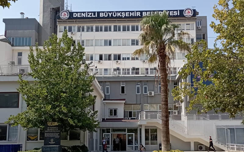 Denizli Büyükşehir Belediyesinden YKS desteği